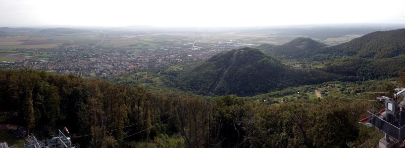 Panoramatický pohled na Sátoraljaújhely z rozhledny na Magas hegy